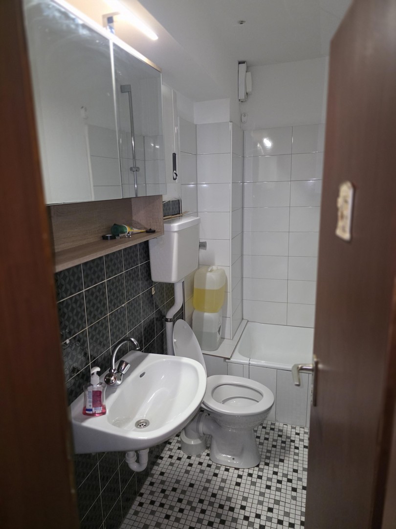 Property thumbnail 2