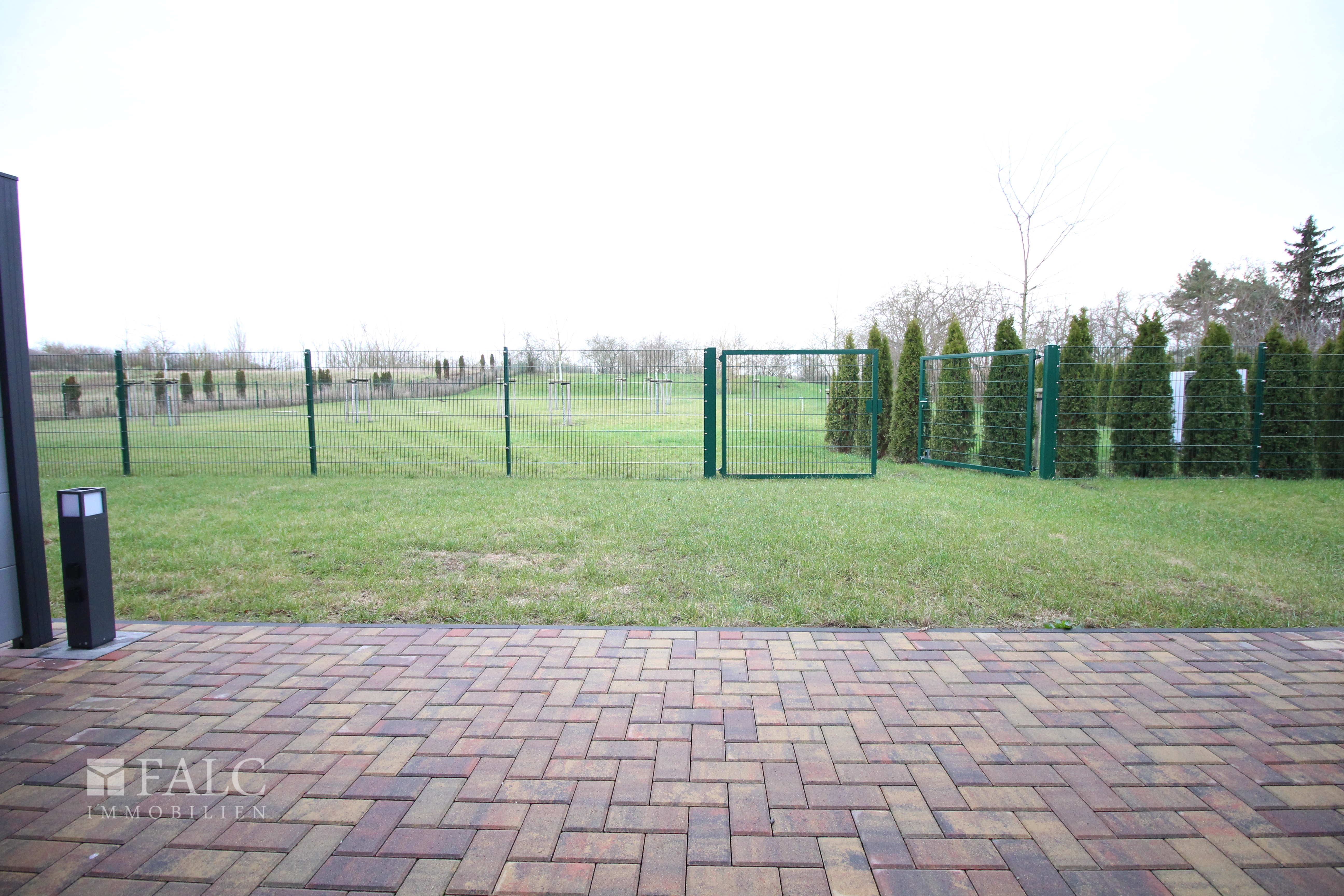 Property thumbnail 4