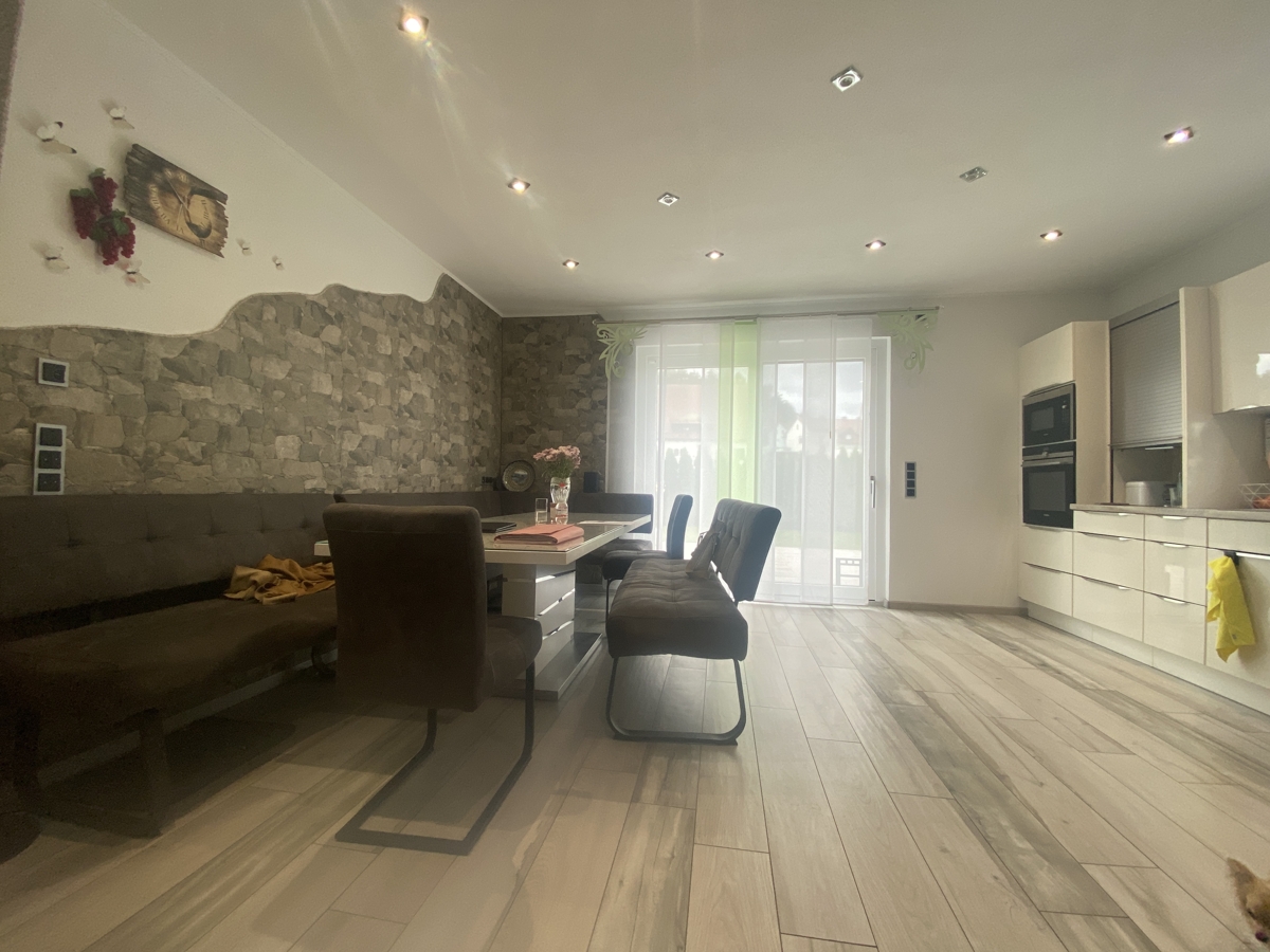 Sehr schöner, moderner Bungalow mit großem Carport in Störnstein zu verkaufen! – Störnstein – Vorschaubild 5