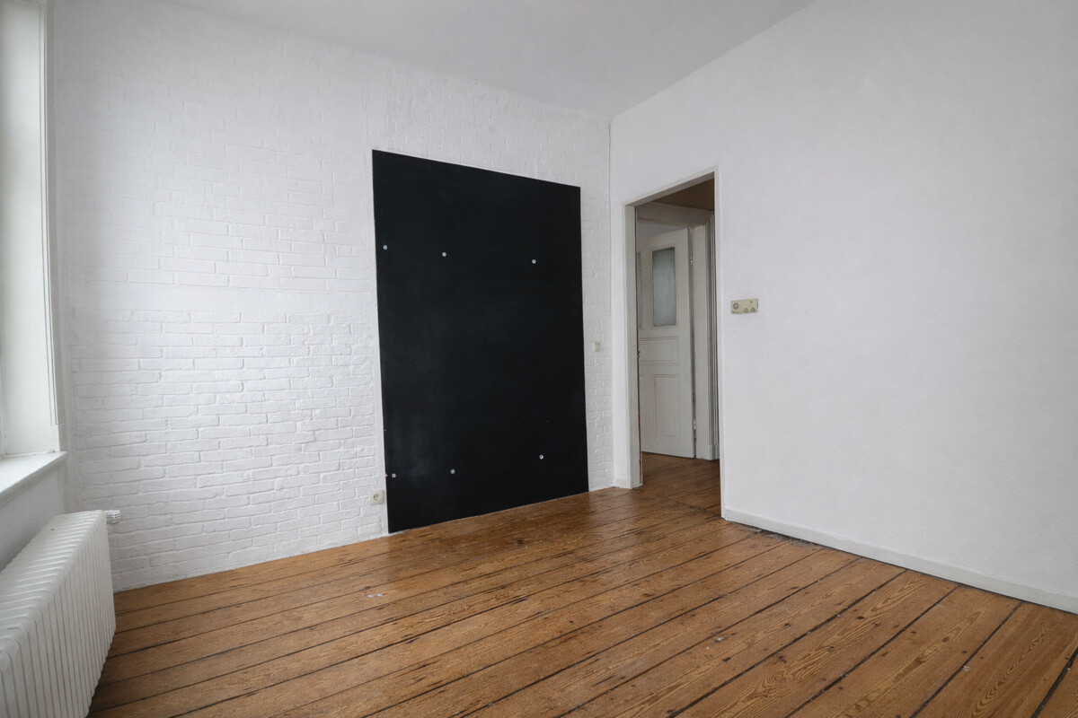 Property thumbnail 9