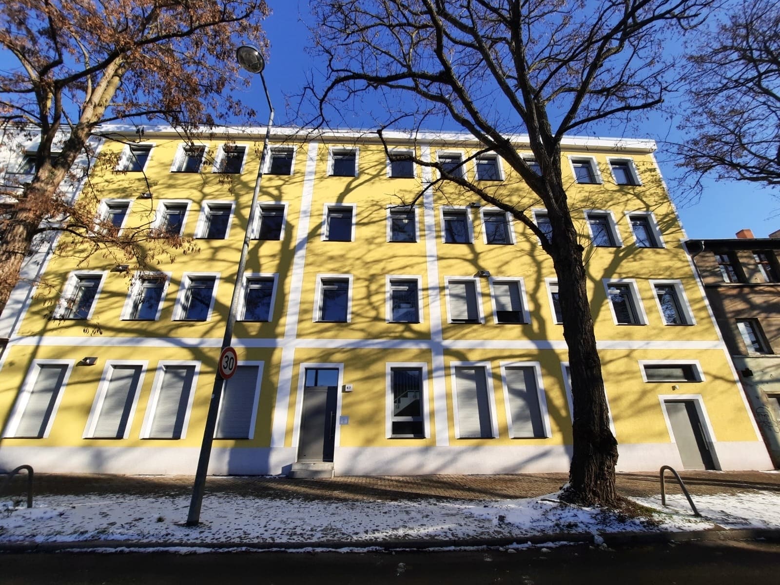 Gemütliche 2-Raum-Wohnung im Dachgeschoss mit Balkon – Magdeburg – Vorschaubild 8