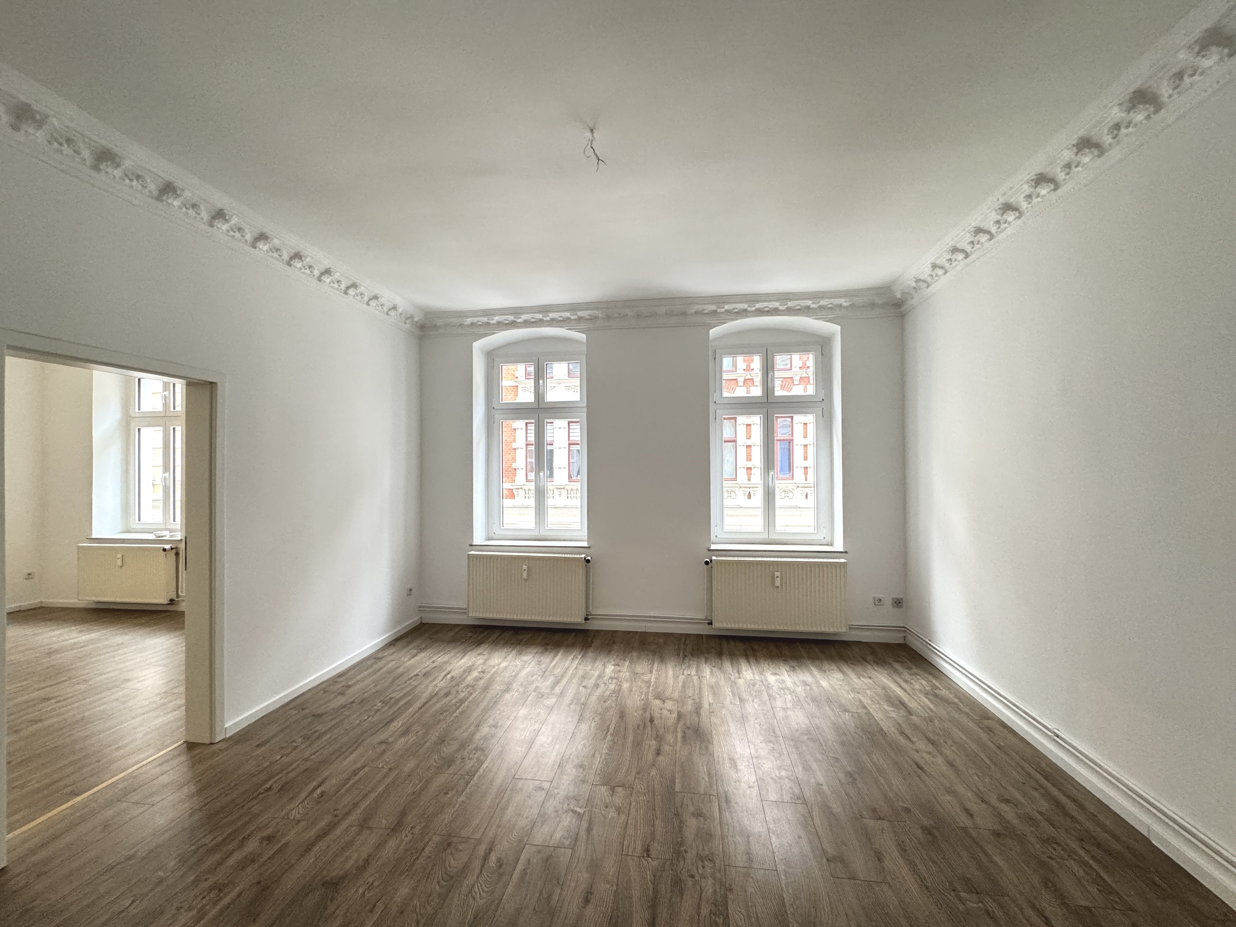 Komfortable 3-Raum-Wohnung mit großzügigem Grundriss – Magdeburg – Vorschaubild 2