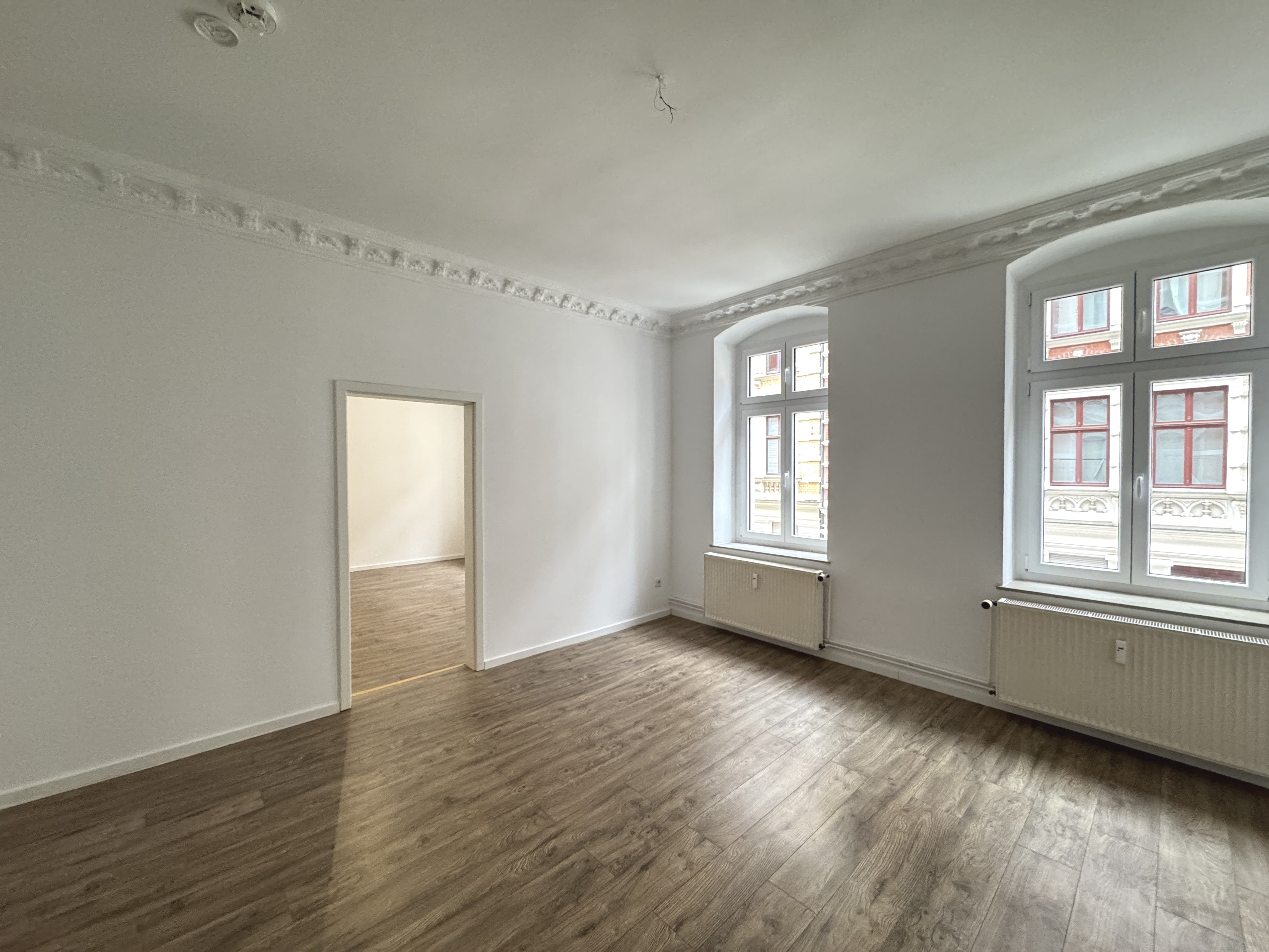 Komfortable 3-Raum-Wohnung mit großzügigem Grundriss – Magdeburg – Vorschaubild 4
