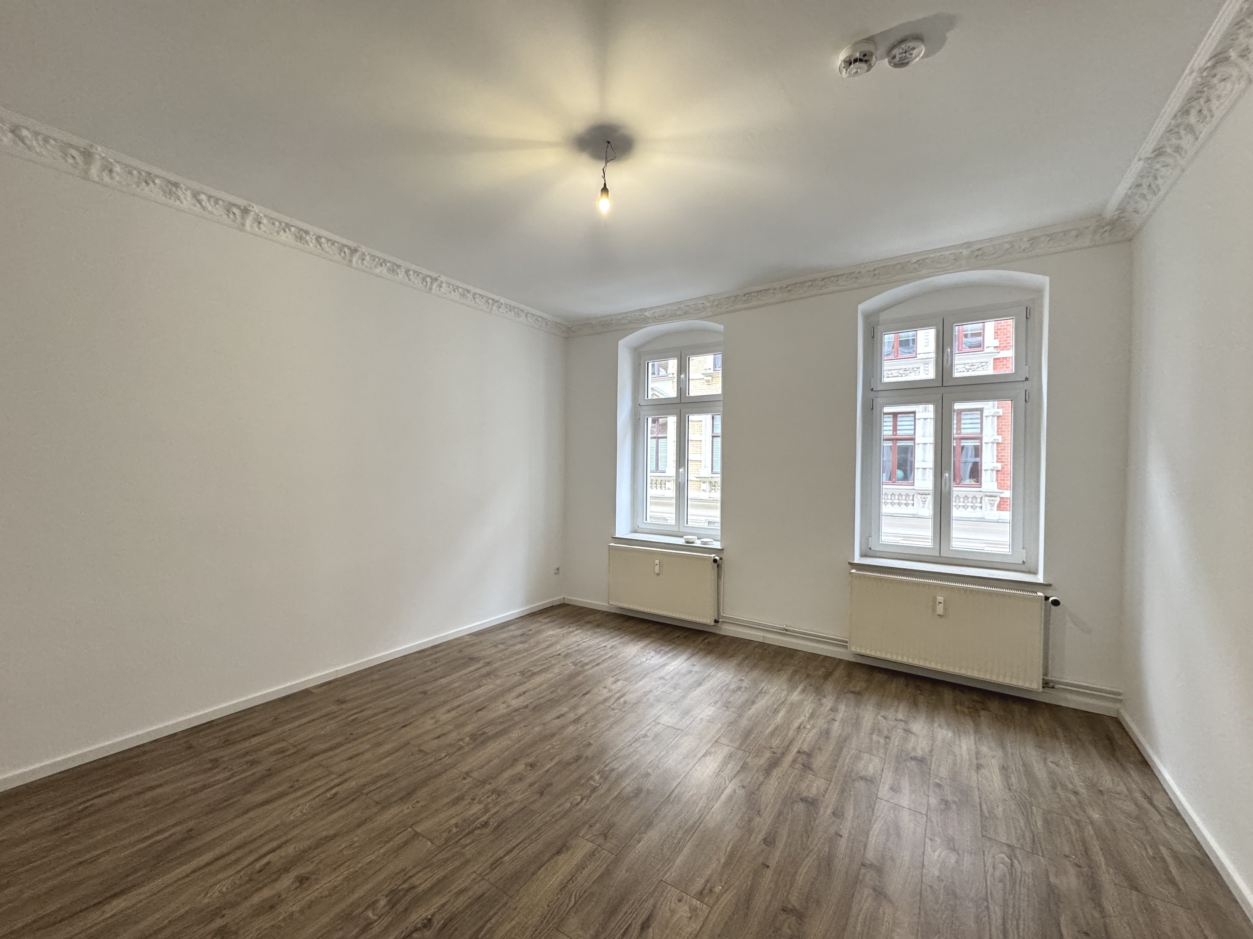 Komfortable 3-Raum-Wohnung mit großzügigem Grundriss – Magdeburg – Vorschaubild 6