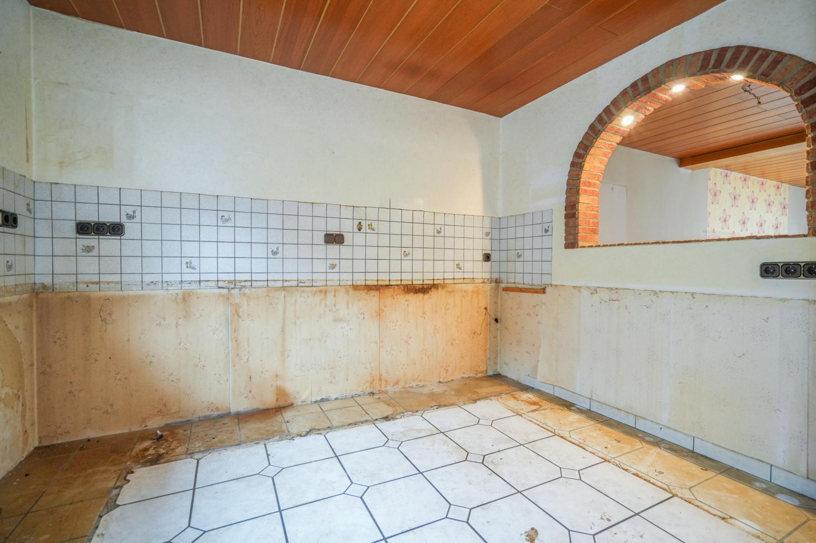 Immobilie in Kamp-Lintfort - Familienfreundliches Reihenmittelhaus in ruhiger Lage nahe Pappelsee mit Südgarten und Carport - Bild 4