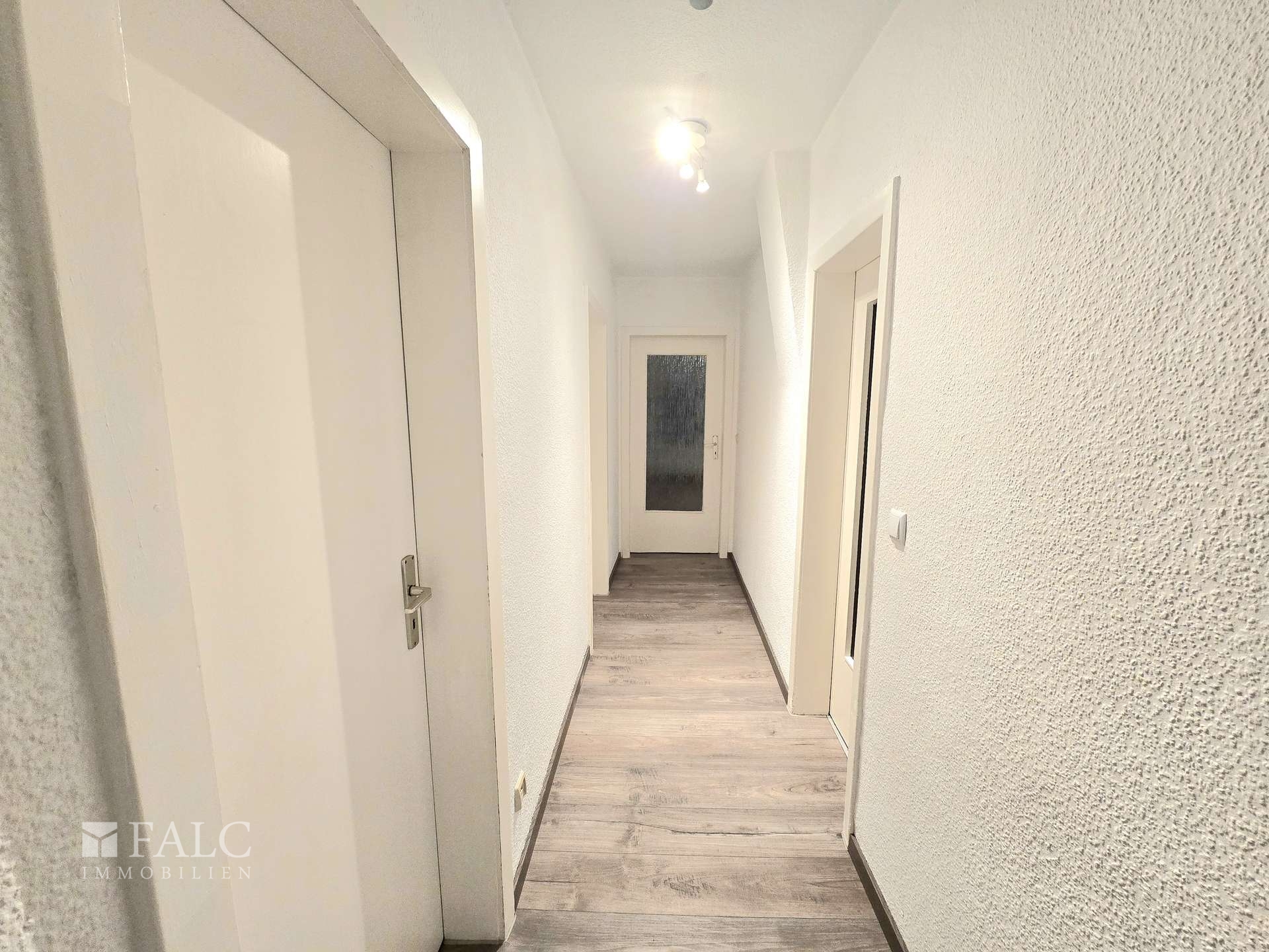 Zentral gelegene Eigentumswohnung in Siegen – Siegen – Vorschaubild 4