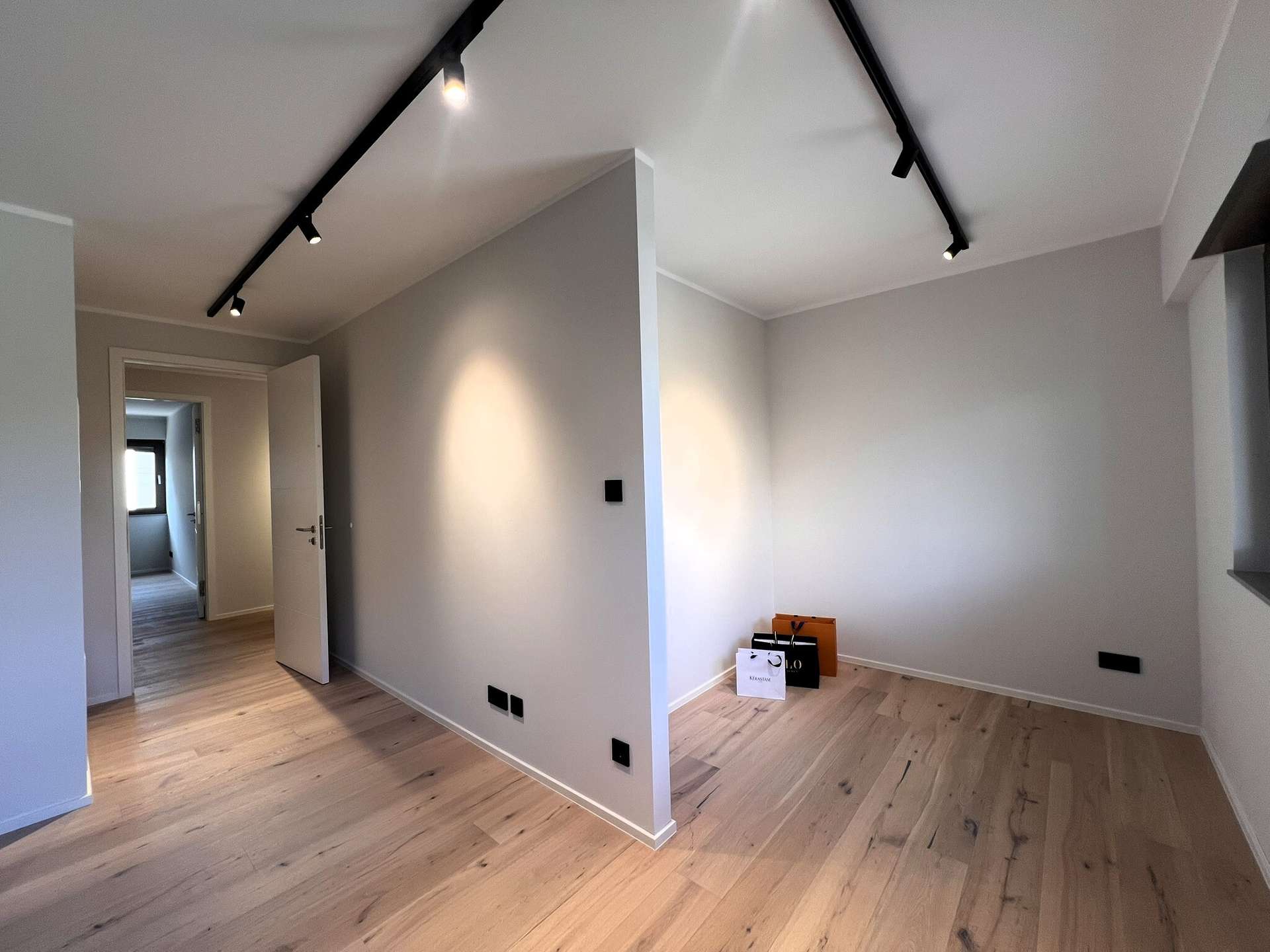 Property thumbnail 20