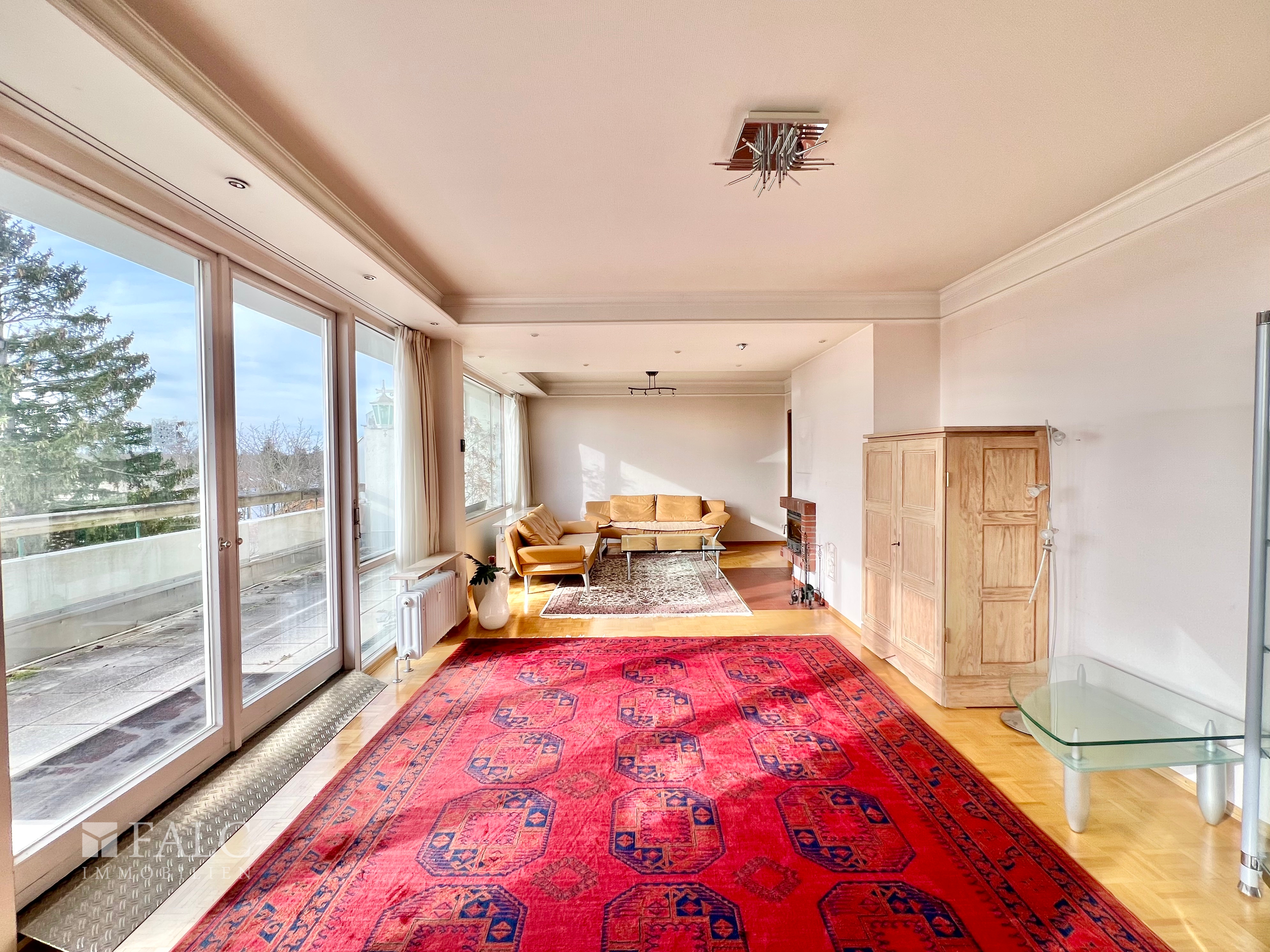 Immobilie in Gauting - Exklusive Penthouse-Wohnung mit großzügiger Dachterrasse und Bergpanorama - Bild 3