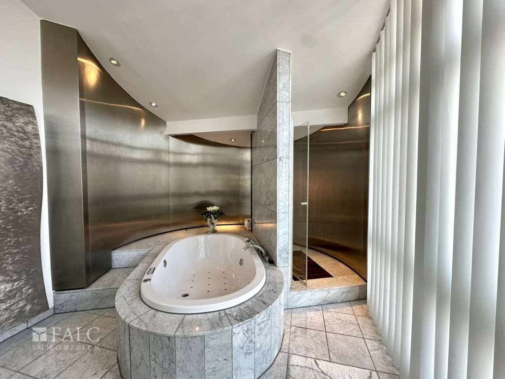 Exklusivität trifft Eleganz - Architektenhaus mit riesigem Garten – Dolgesheim – Vorschaubild 7