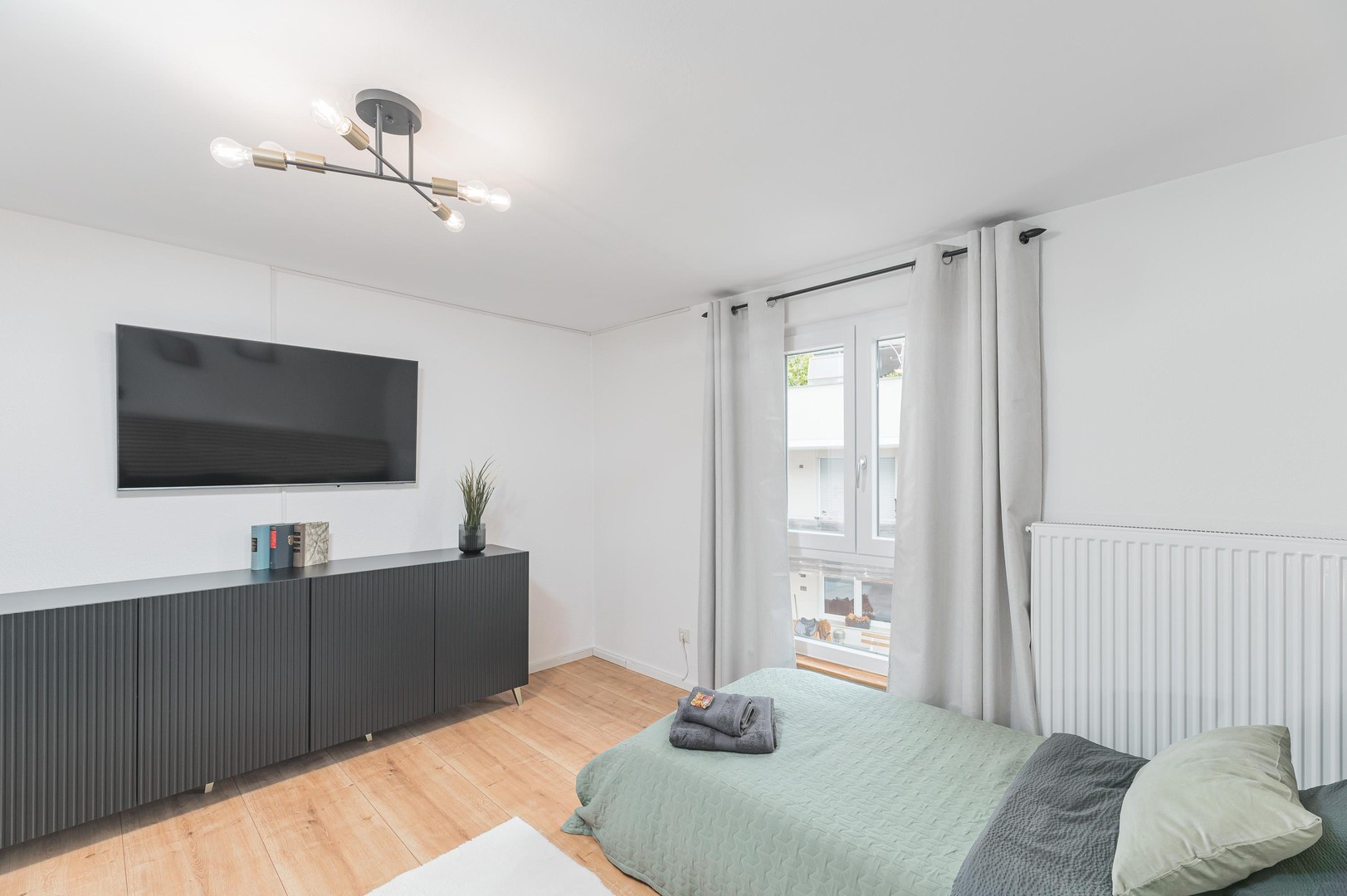 Property thumbnail 8