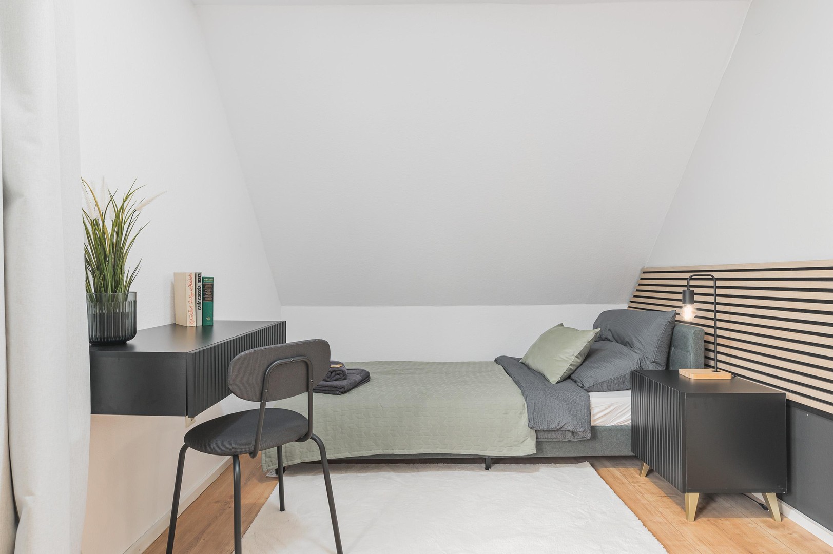 Property thumbnail 11