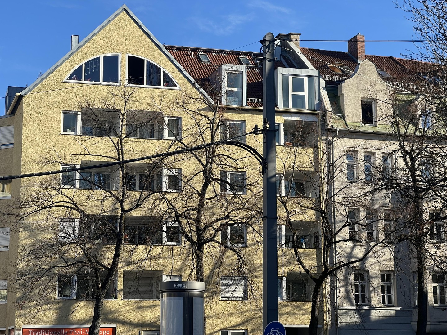 Property thumbnail 2