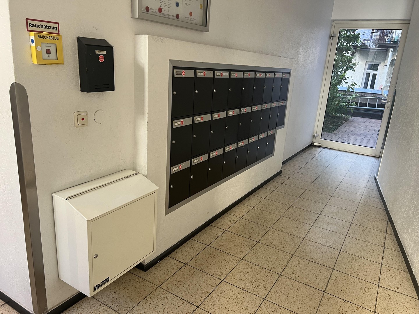 Property thumbnail 6