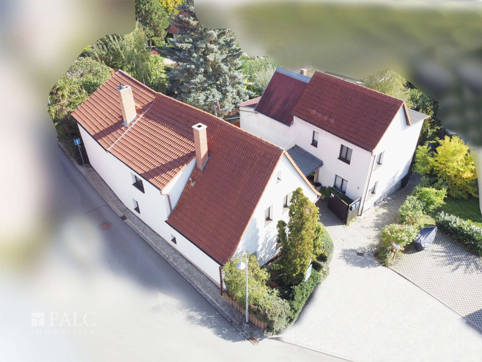 Ruhiges Familienidyll und viel Platz. Zwei wirtschaftlich getrennte Häuser+ Garten zum Einheitspreis – Bad Klosterlausnitz – Vorschaubild 5