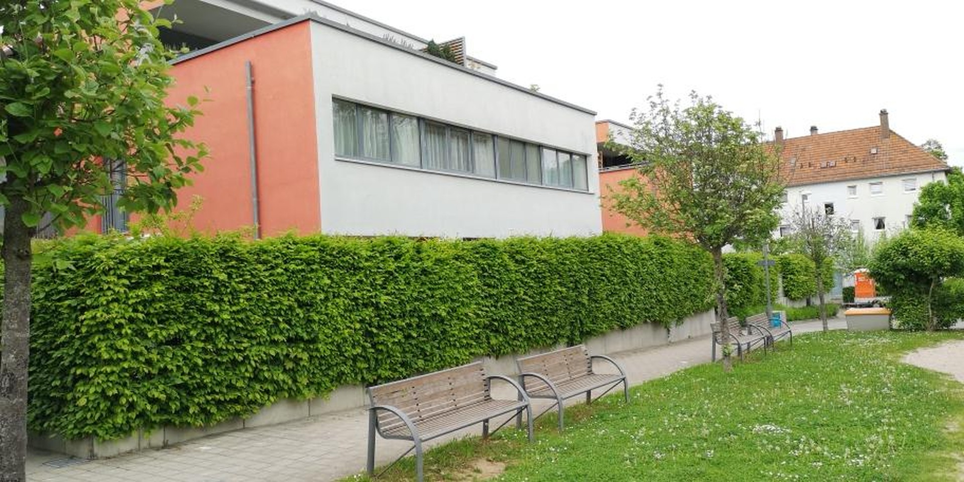 Property thumbnail 2