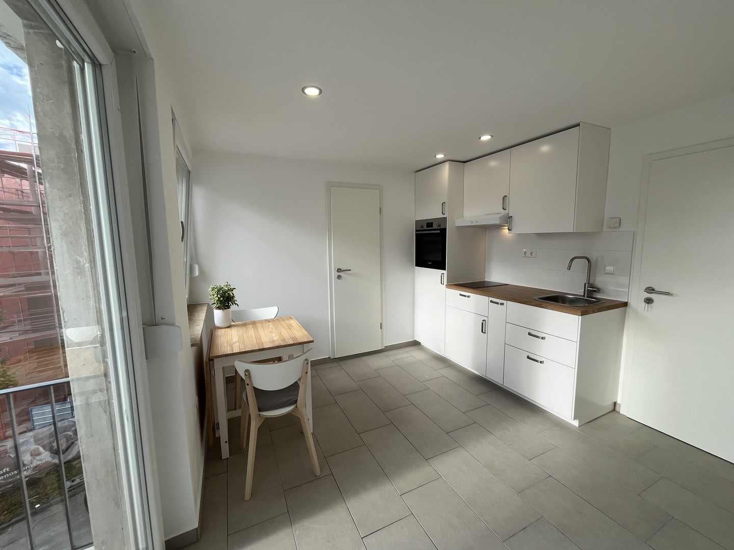 +++ Stilvolles Micro-Appartment in Top Lage nahe Bahnhof Feuerbach für 1-2 Personen +++