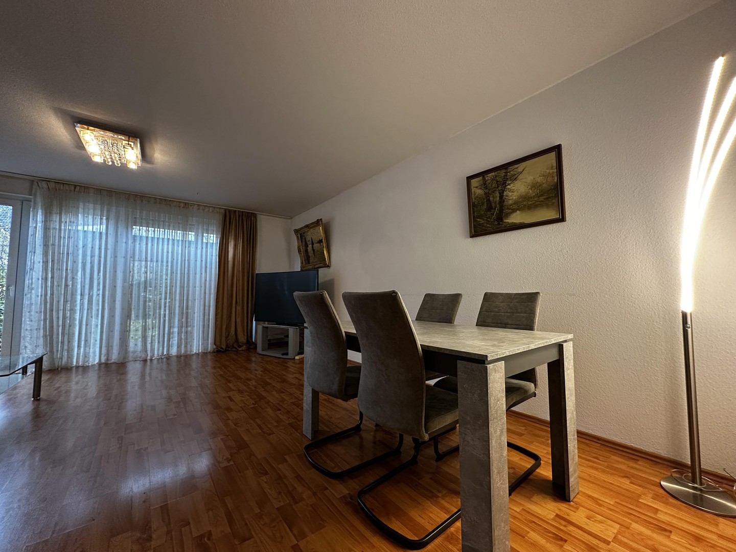 Property thumbnail 11