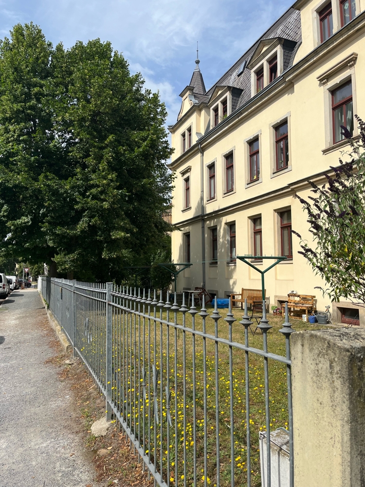 Property thumbnail 3