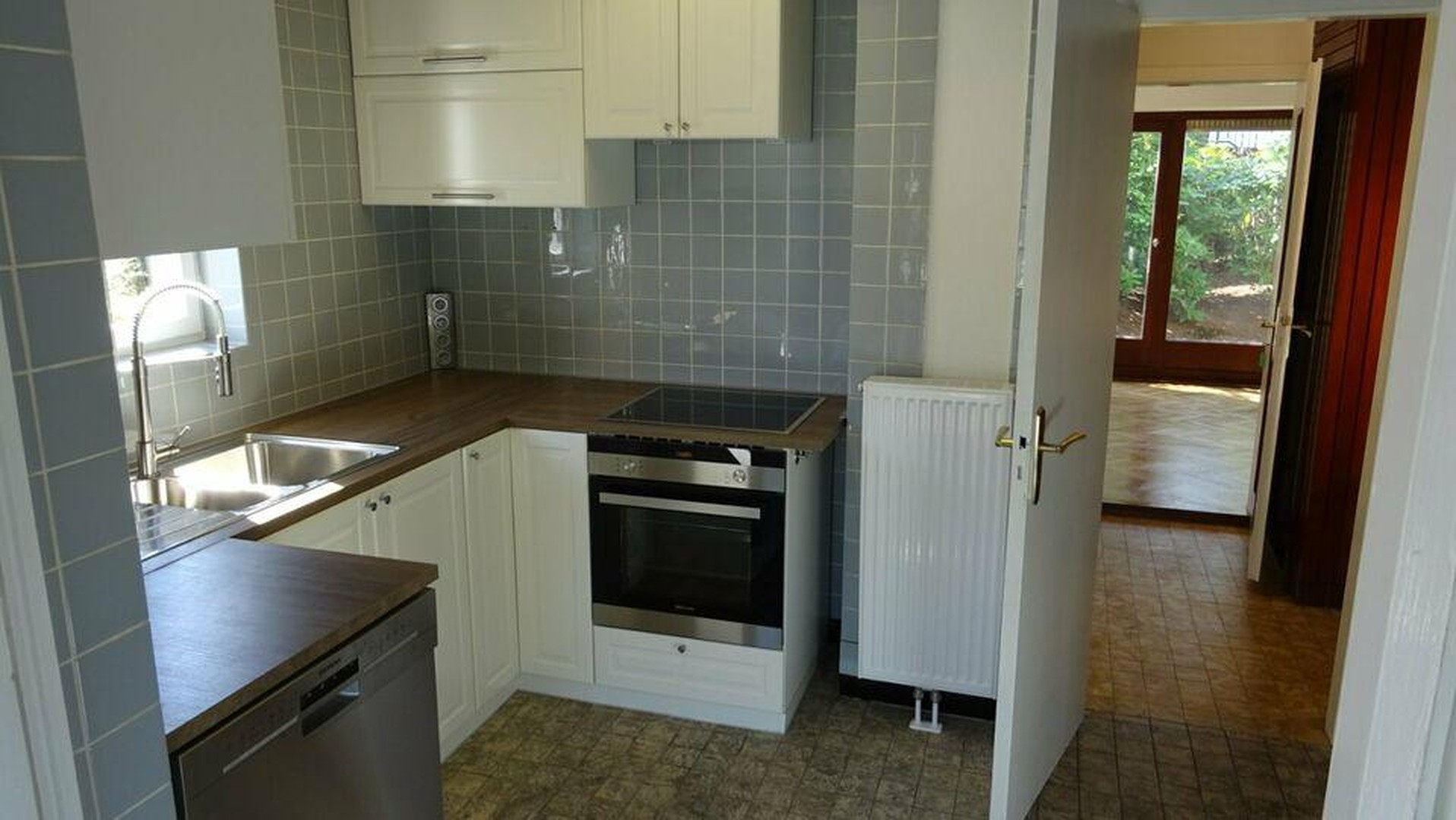 Property thumbnail 3