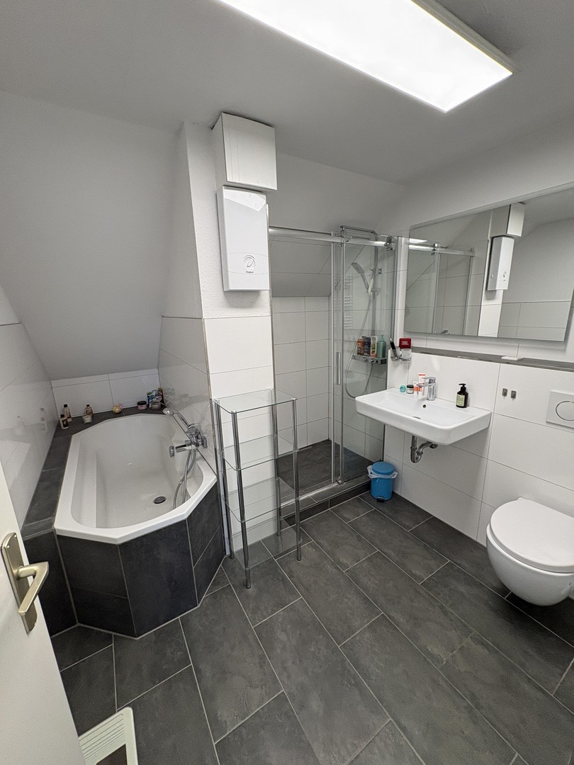 Property thumbnail 12