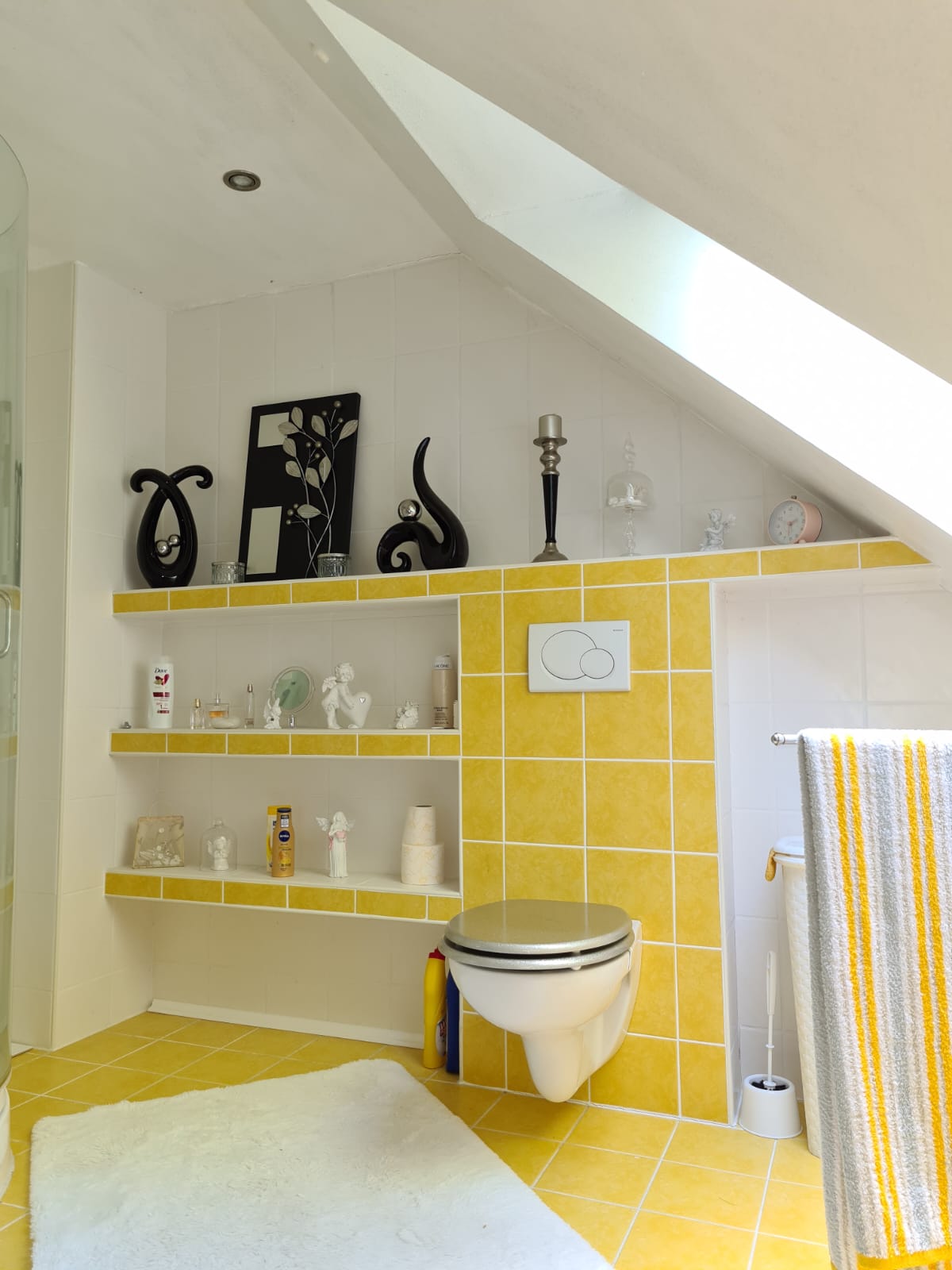 Wohnhaus mit Einliegerwohnung und viel Nutzfläche auf 3.300 m² / Gemeinde Jade – Jade – Vorschaubild 25