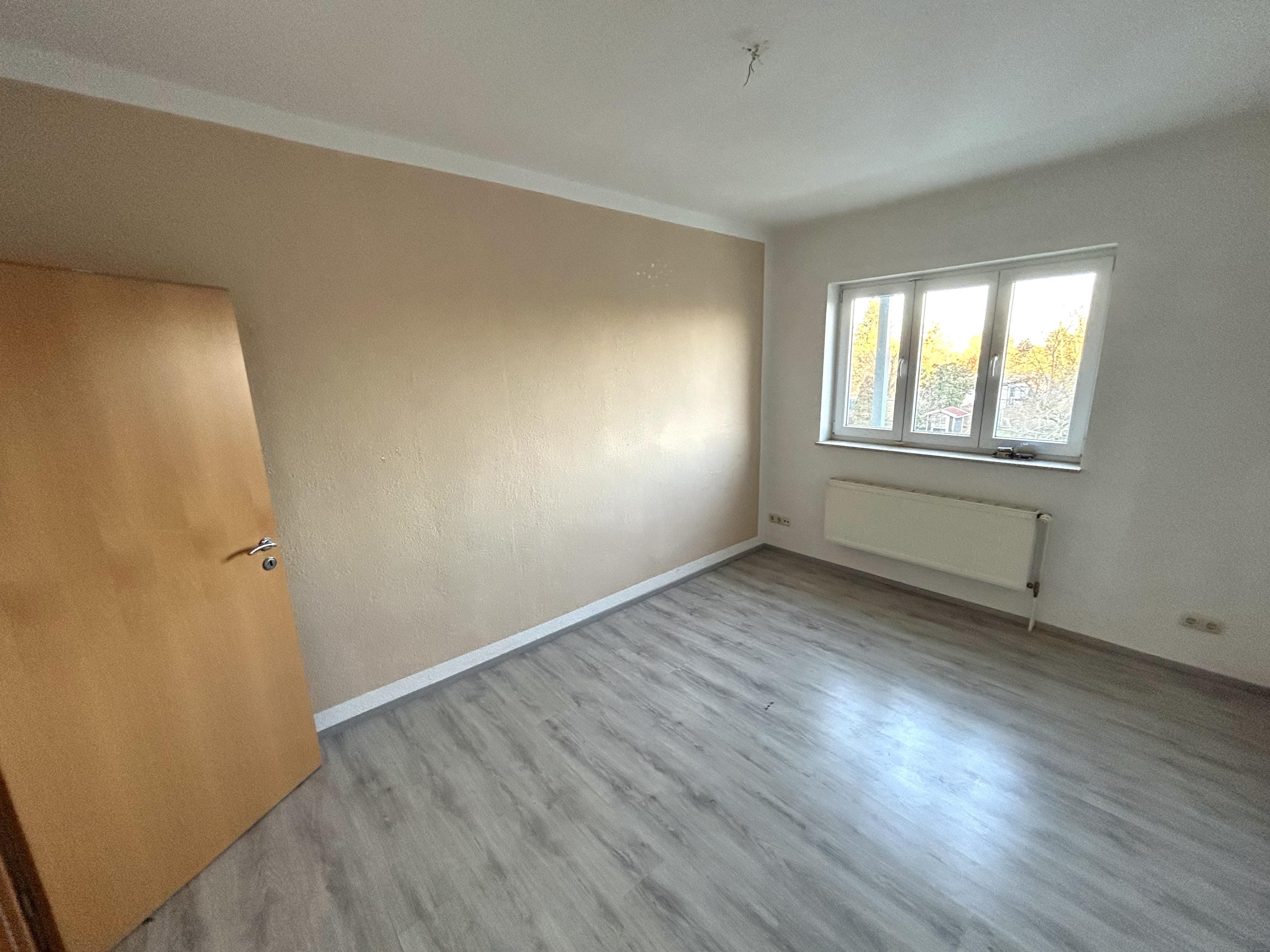 Charmante 2-Raum-Wohnung mit Blick ins Grüne – Magdeburg – Vorschaubild 14