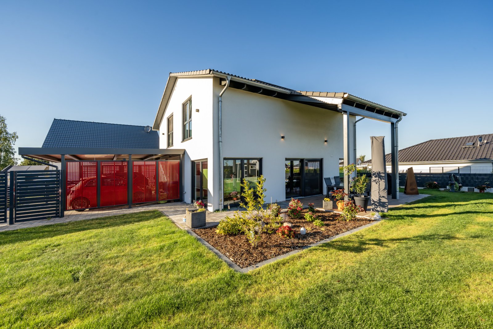 Property thumbnail 2