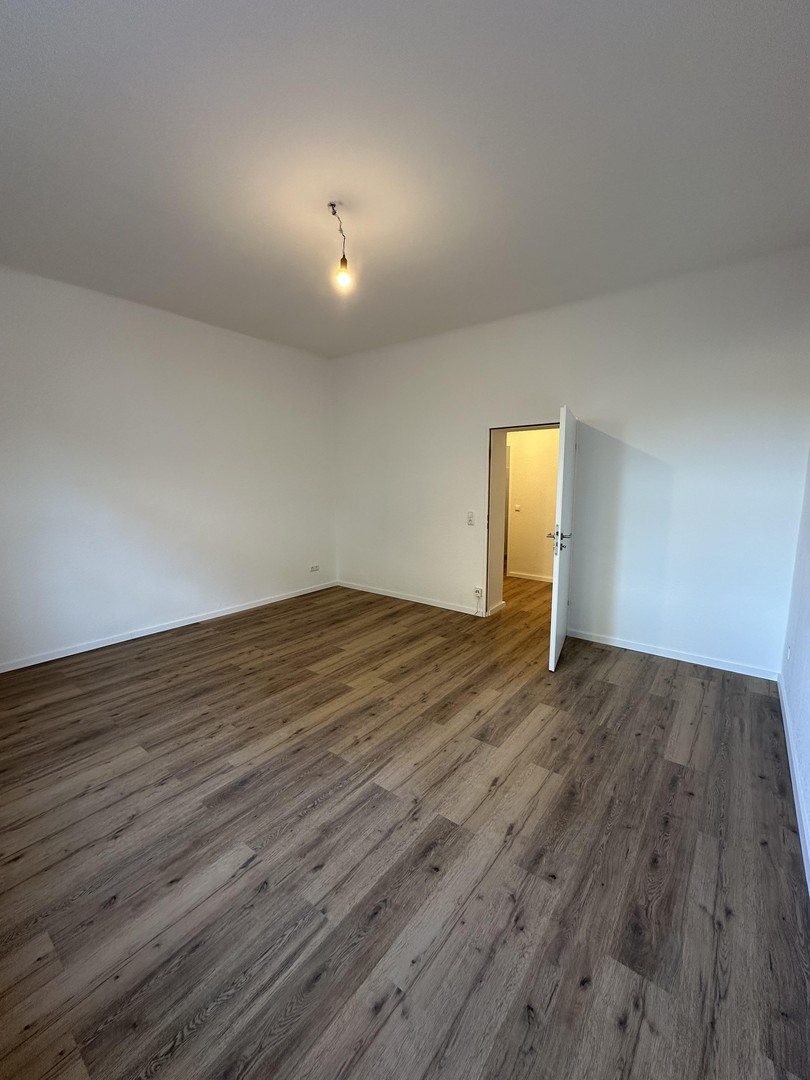 Property thumbnail 7