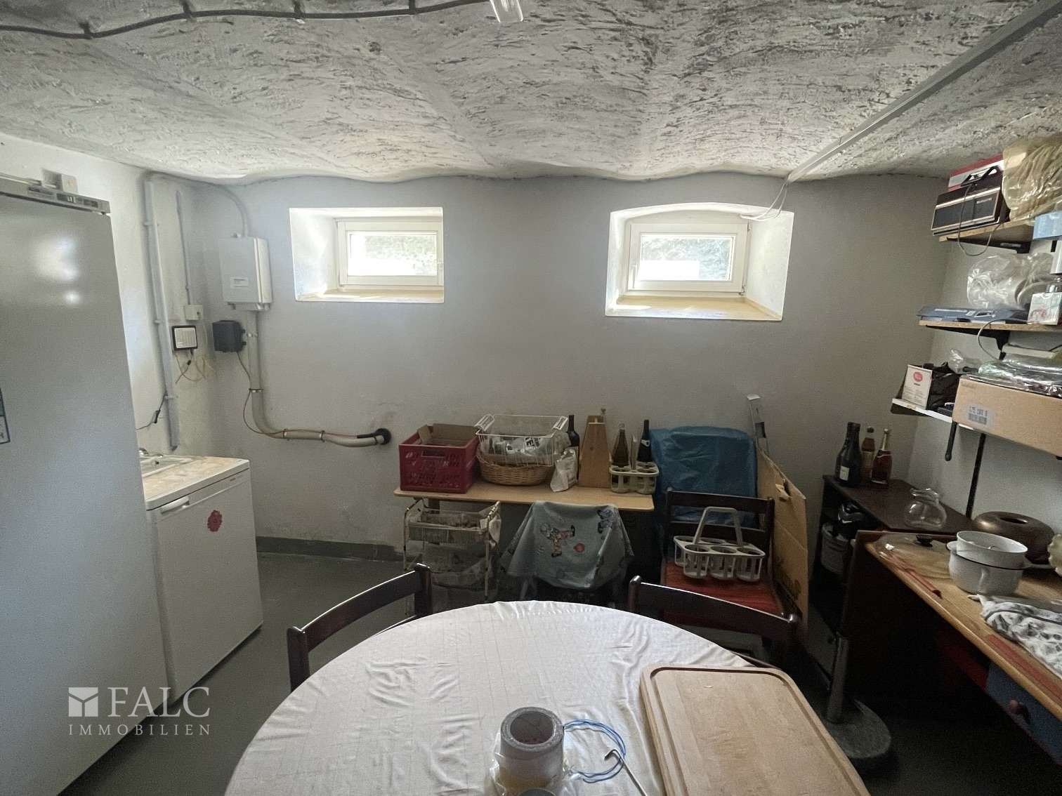 Zweifamilienhaus mit Halle, Werkstatt und Garagen – Mandelbachtal – Vorschaubild 21