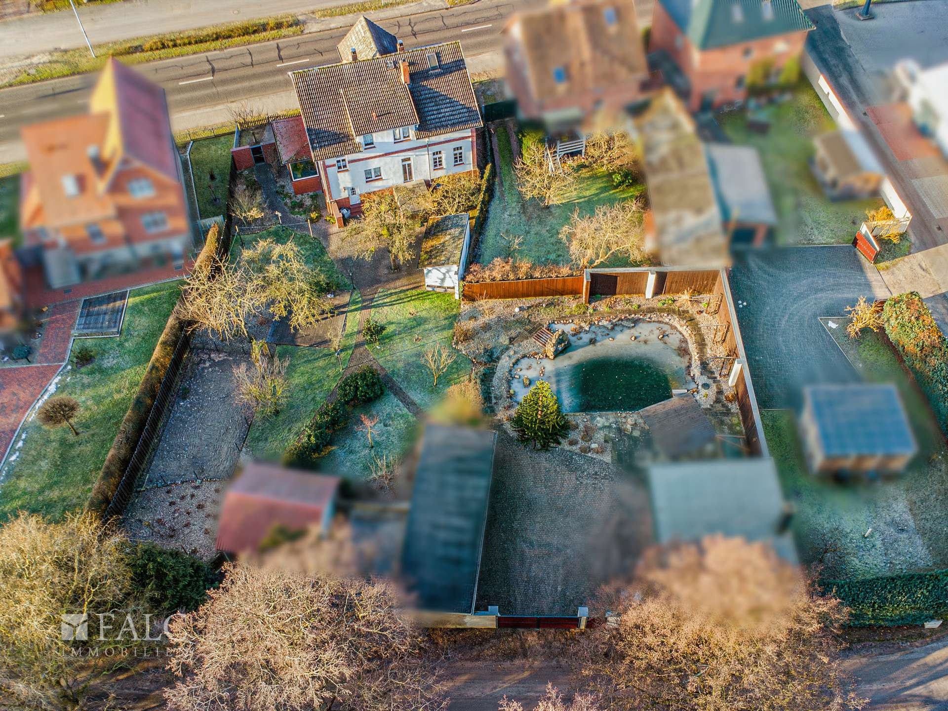 +++ Elegantes Zweifamilienhaus mit großem Garten, Badeteich inkl. Poolhaus +++ – Ludwigslust – Vorschaubild 3