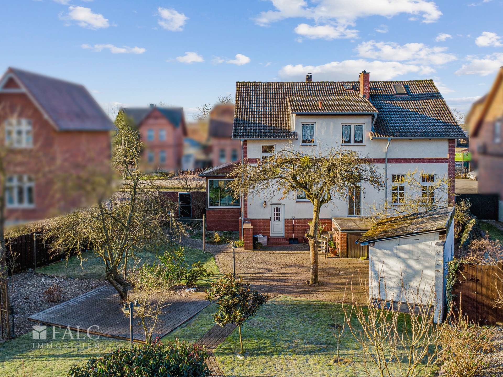 +++ Elegantes Zweifamilienhaus mit großem Garten, Badeteich inkl. Poolhaus +++ – Ludwigslust – Vorschaubild 6