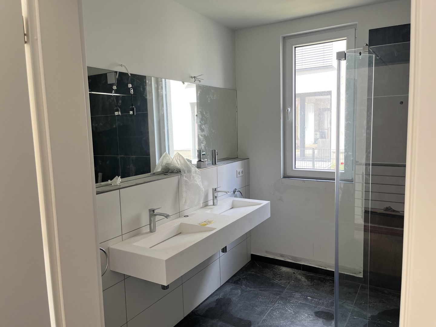 Property thumbnail 9