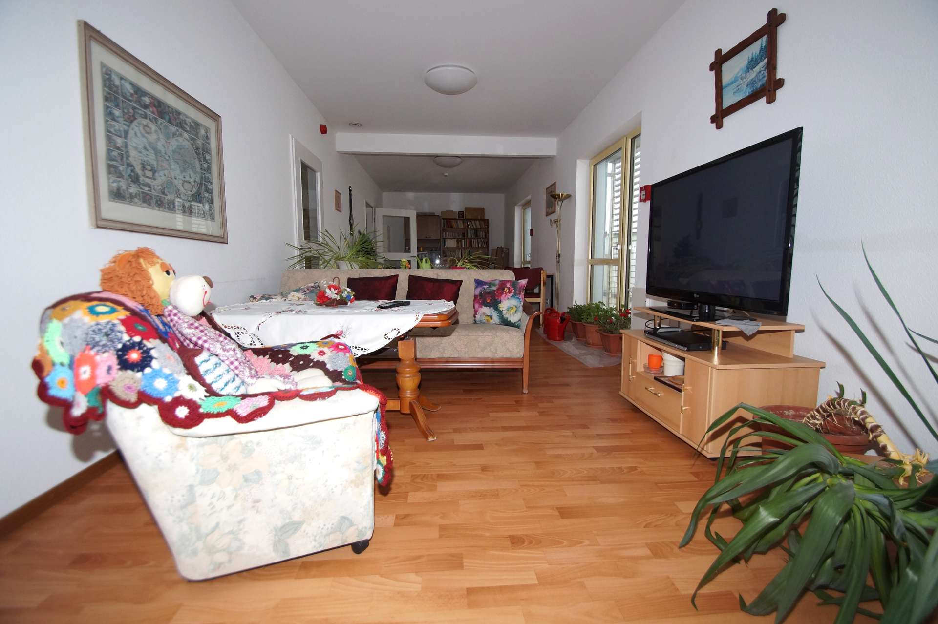 Property thumbnail 8