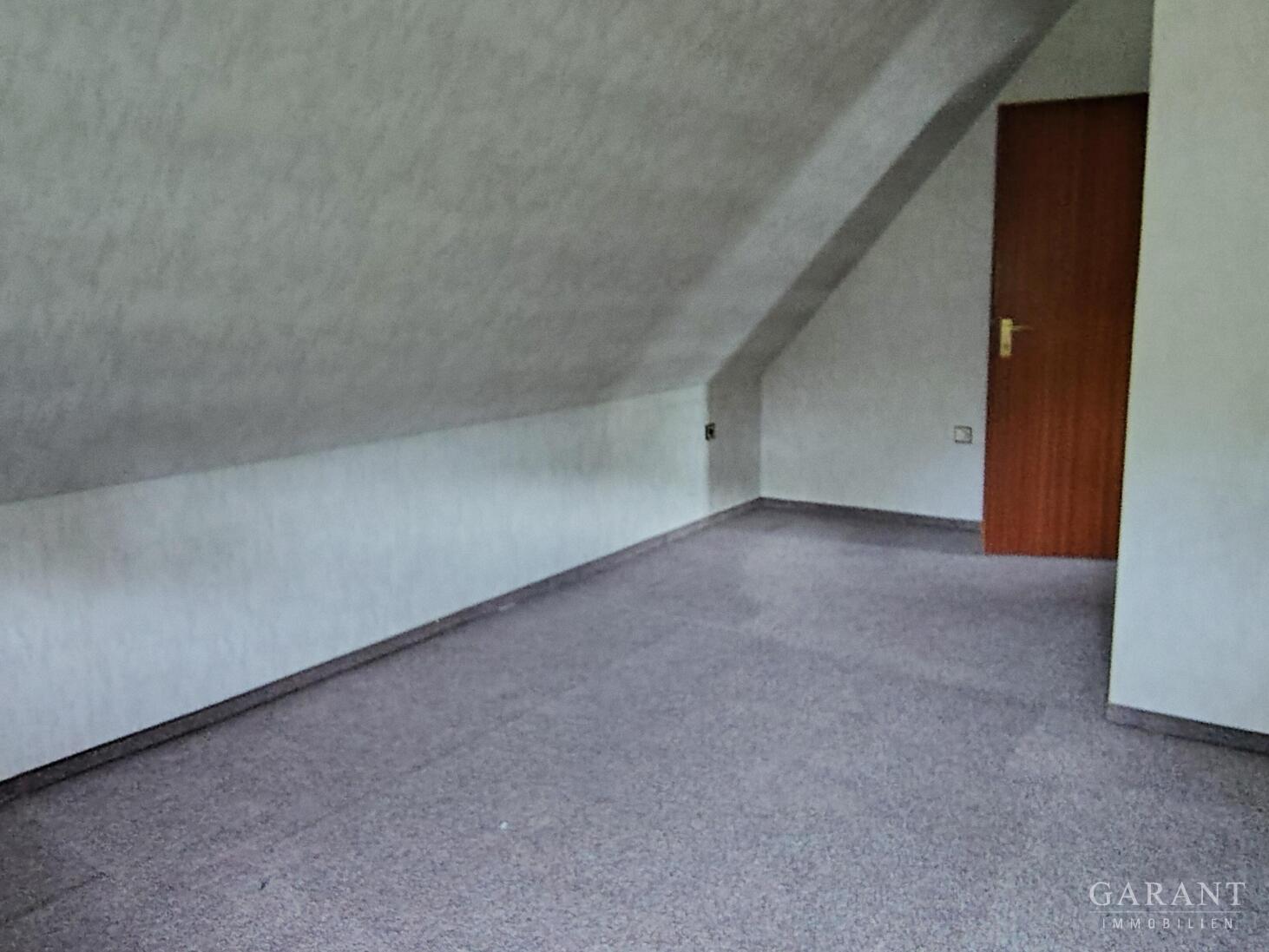 Familienparadies mit großem Garten, großzügiges Einfamilienhaus in Simmelsdorf – Simmelsdorf – Vorschaubild 10