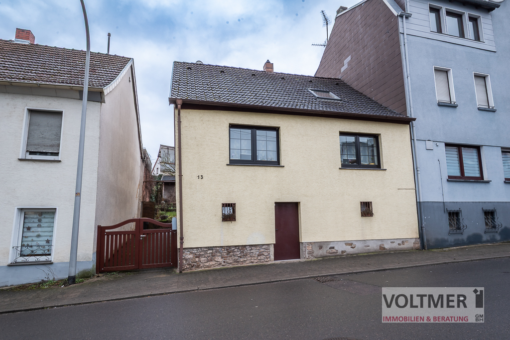 CHARME - Einfamilienhaus mit Terrasse und Garten in Saarbrücken-Herrensohr! – Saarbrücken / Herrensohr – Vorschaubild 11