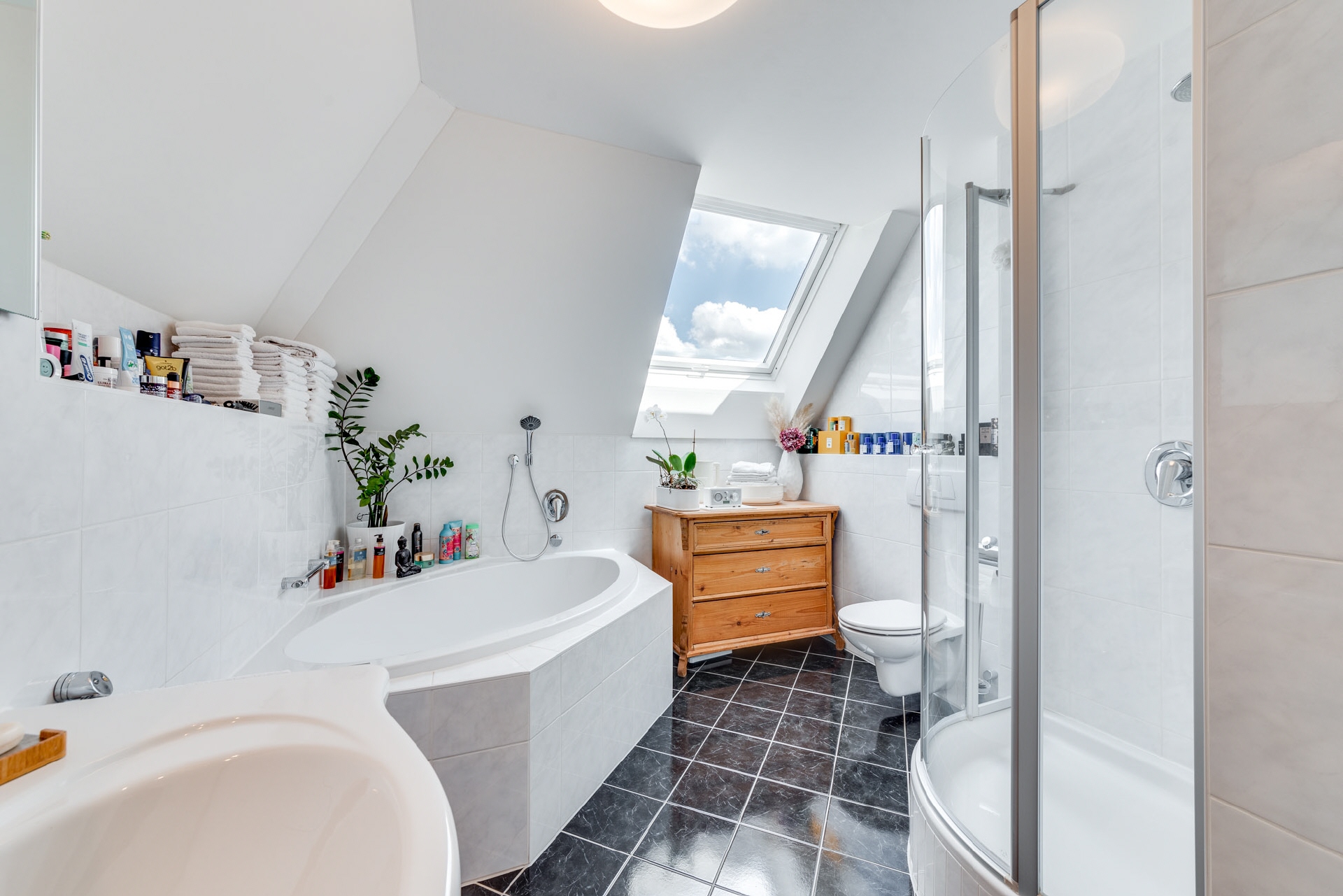 Property thumbnail 9