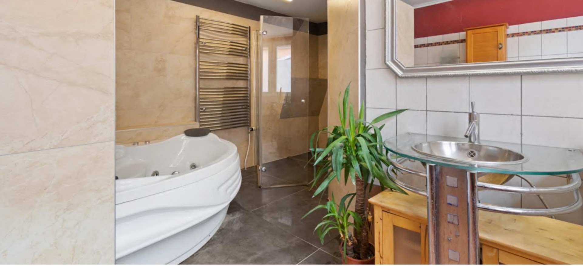 Property thumbnail 5