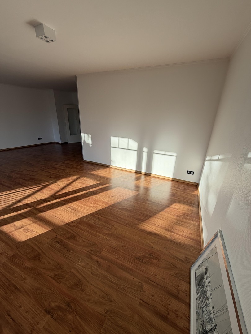 Property thumbnail 25