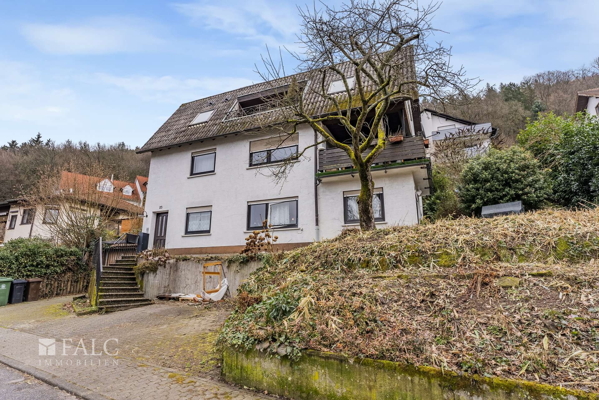 Großzügiges Zweifamilienhaus in Eberbach – 230 m² Wohnkomfort mit vielseitigen Nutzungsmöglichkeiten – Eberbach – Vorschaubild 2