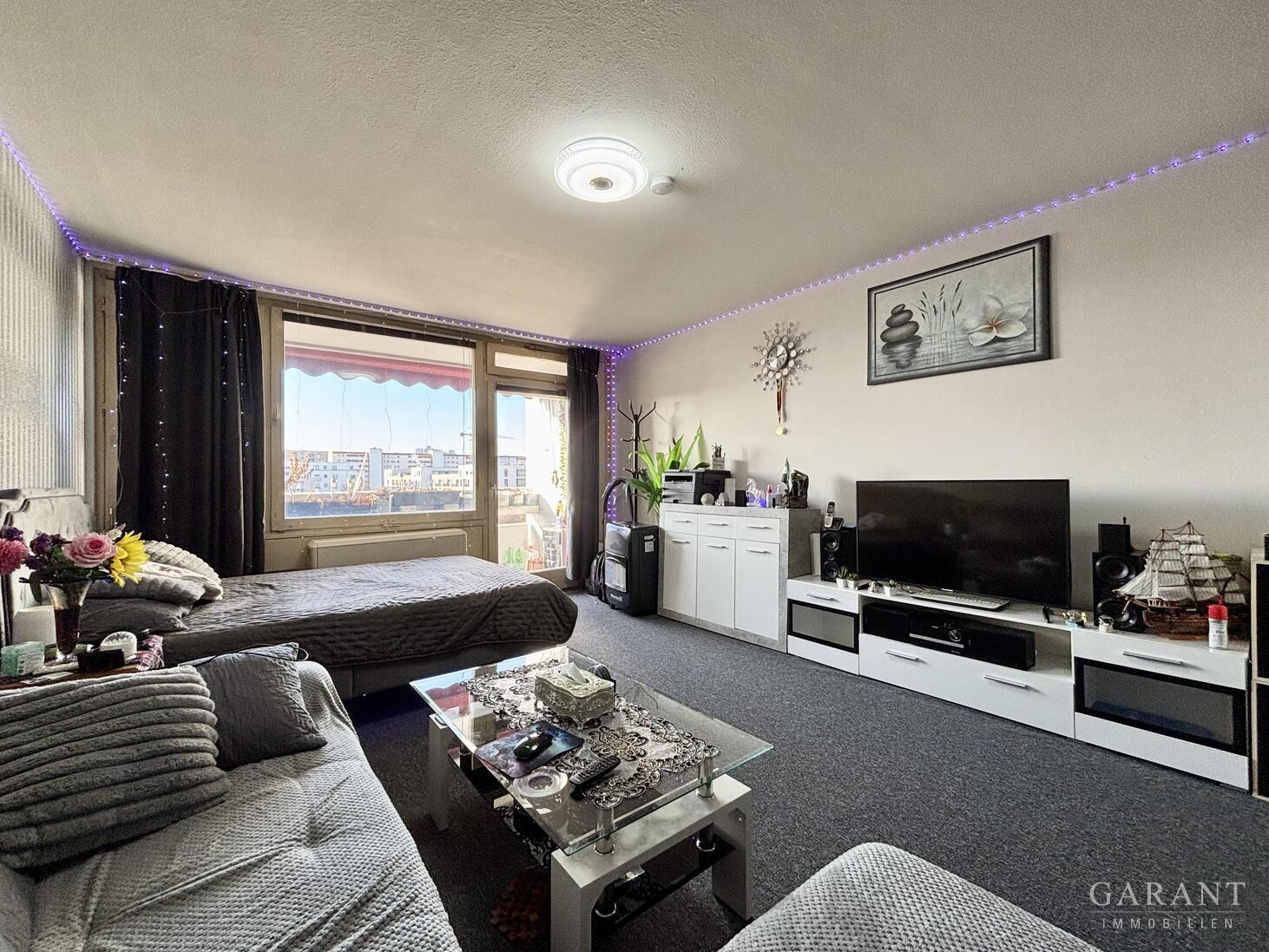 Property thumbnail 2