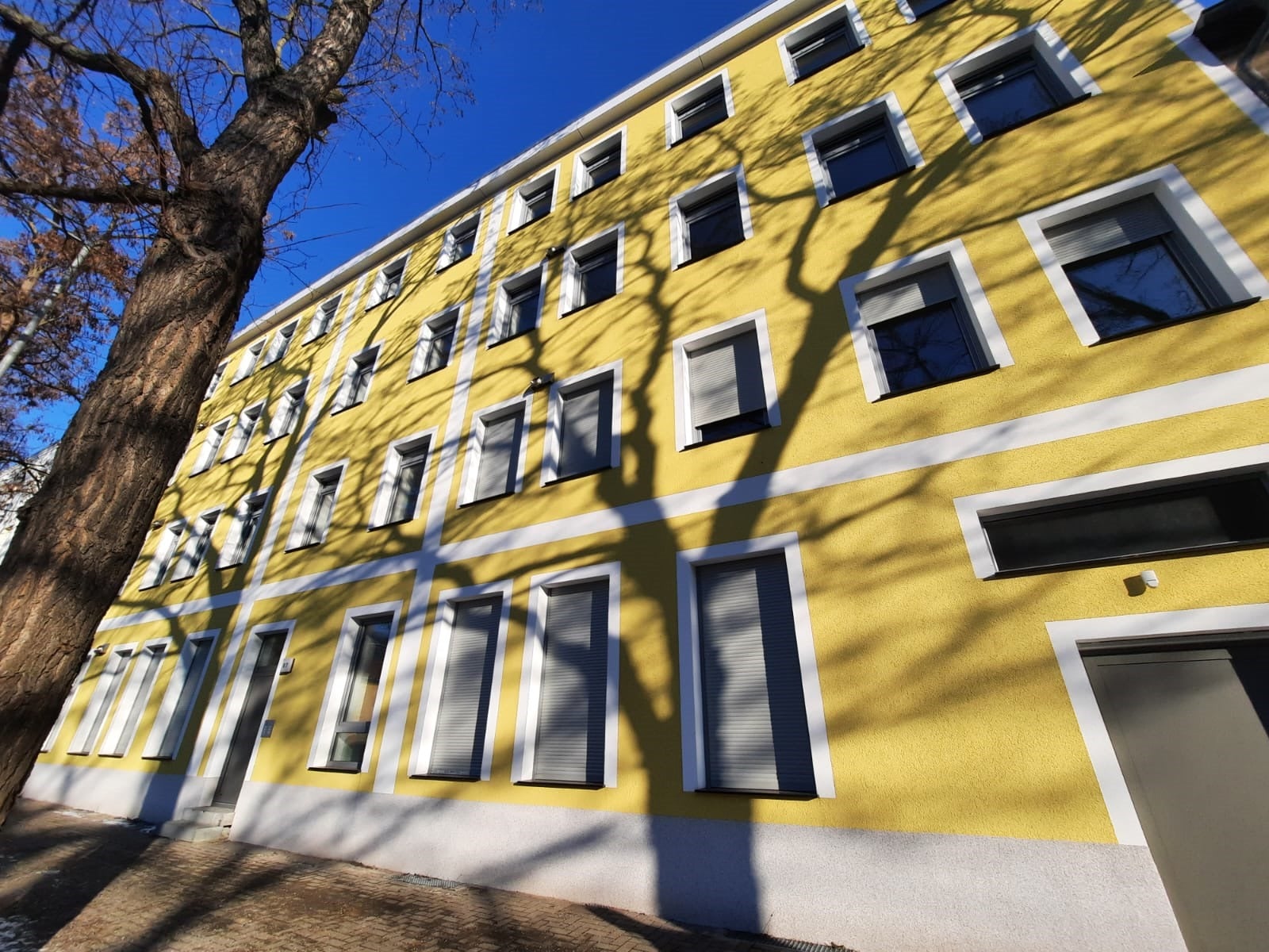 Elbnahe 3-Raum-Wohnung mit Balkon und viel Tageslicht – Magdeburg – Vorschaubild 12