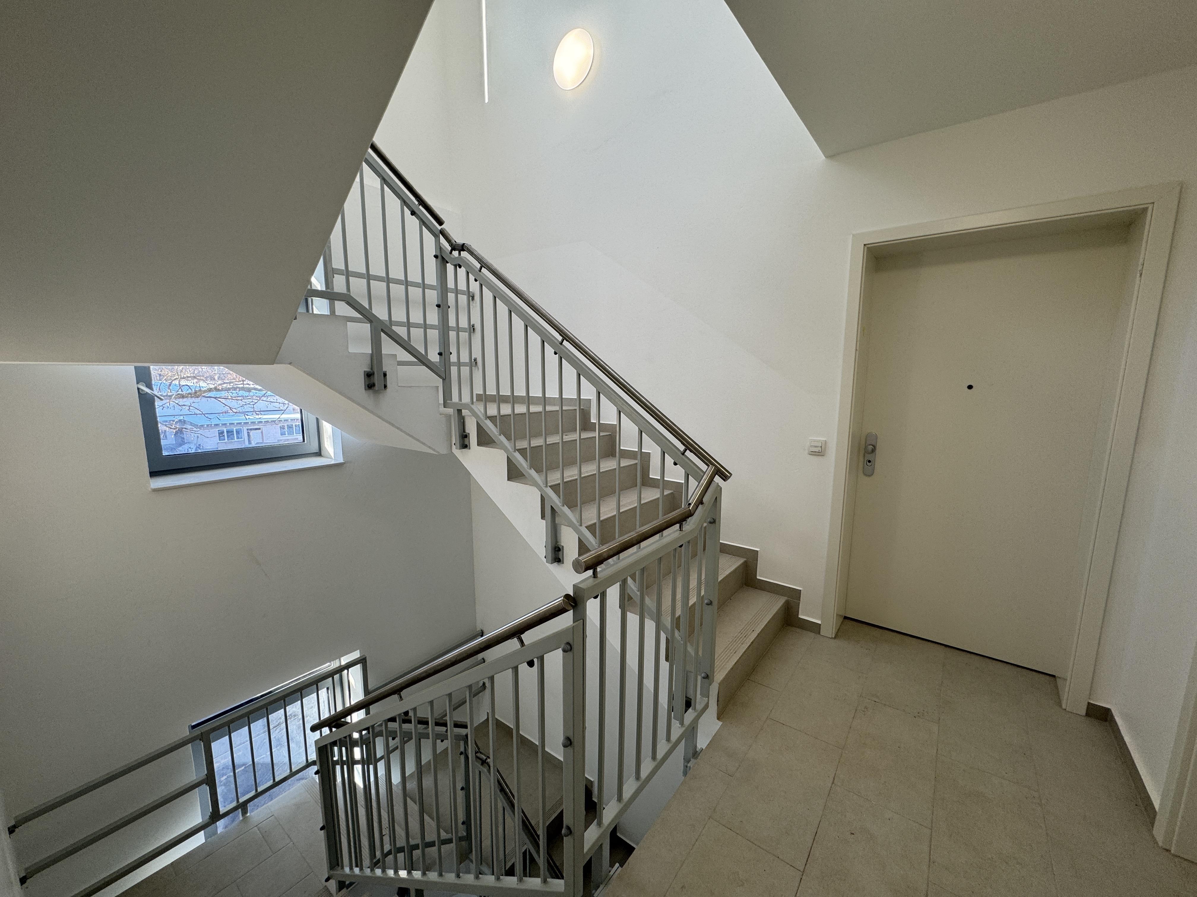 Moderne 3-Raum-Wohnung mit Terrasse und viel Tageslicht ! – Magdeburg – Vorschaubild 12