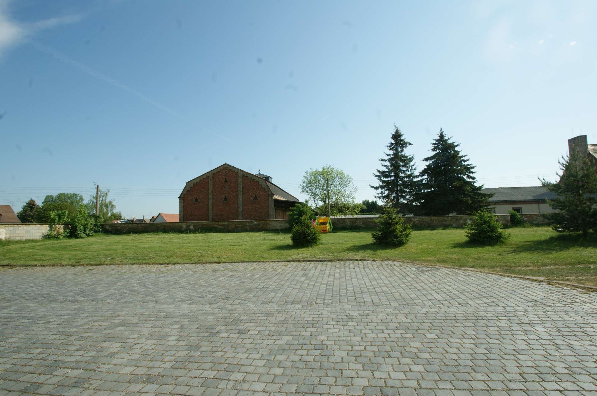 bg
