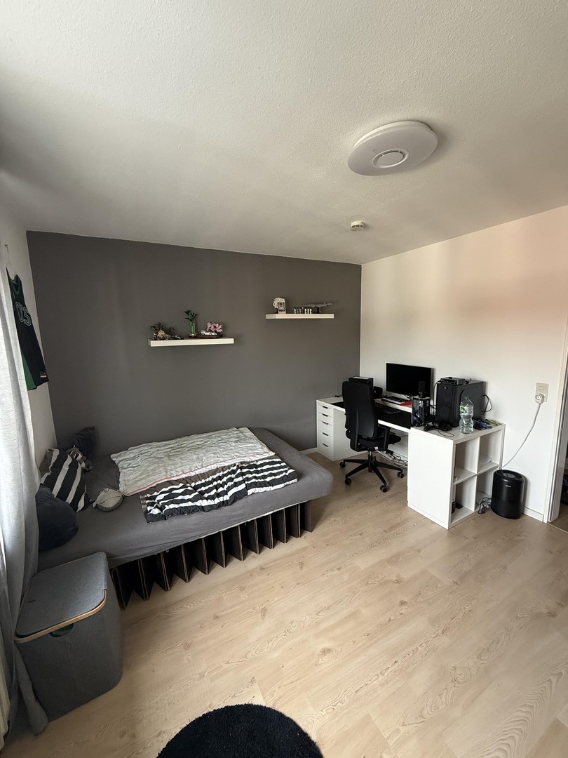 Property thumbnail 9