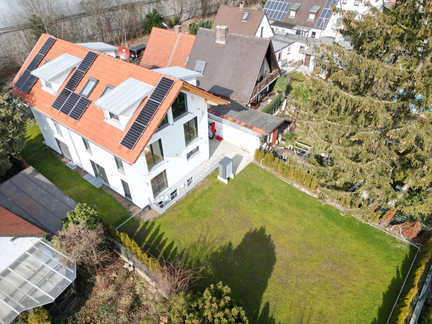 Property thumbnail 2