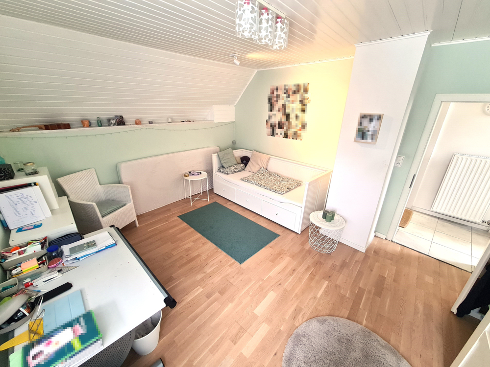 FAMILIENHAUS MIT 4 SCHLAFZIMMERN, EBK, PARKETT, 2 BÄDERN SOWIE EINEM MINIGARTEN – Karlsruhe / Stupferich – Vorschaubild 15