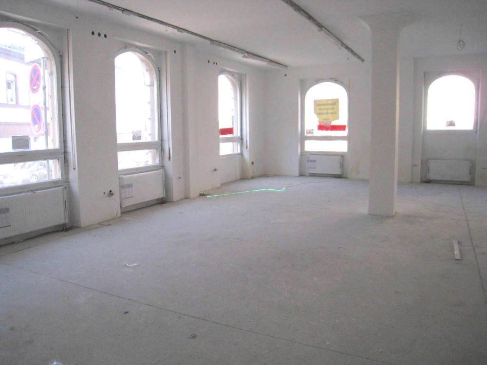 EHEMALIGE BANK, EHEMALIGES HOTEL... – Neustadt an der Weinstraße – Vorschaubild 16