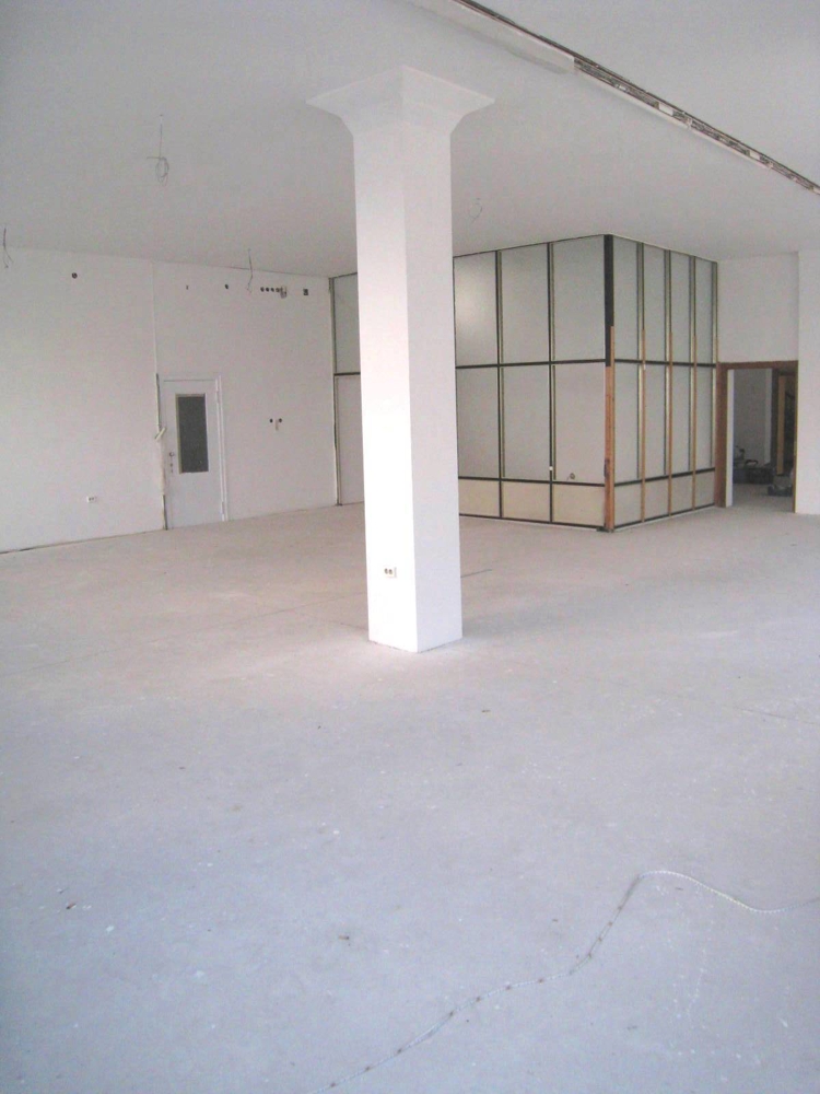 EHEMALIGE BANK, EHEMALIGES HOTEL... – Neustadt an der Weinstraße – Vorschaubild 20