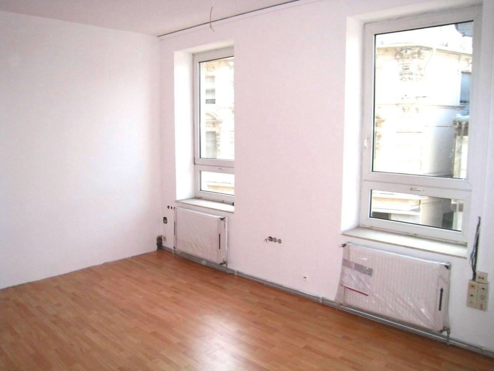 EHEMALIGE BANK, EHEMALIGES HOTEL... – Neustadt an der Weinstraße – Vorschaubild 35