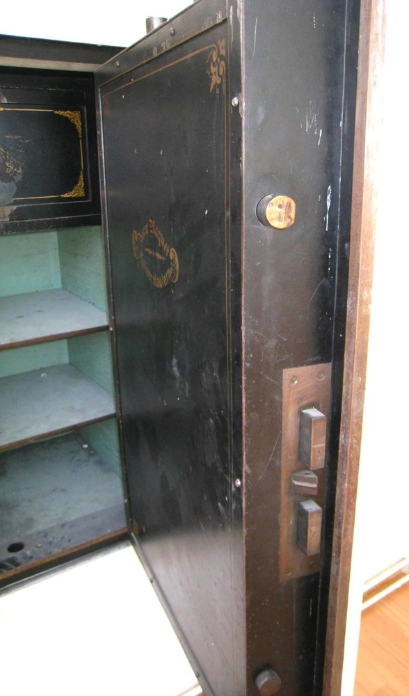EHEMALIGE BANK, EHEMALIGES HOTEL... – Neustadt an der Weinstraße – Vorschaubild 37